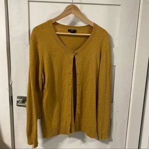 Gap Gold Cardigan XL